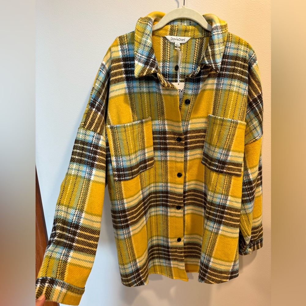 NWT shacket